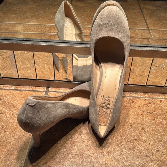 Vince Camuto Gray Suede Pumps - Picture 6 of 6